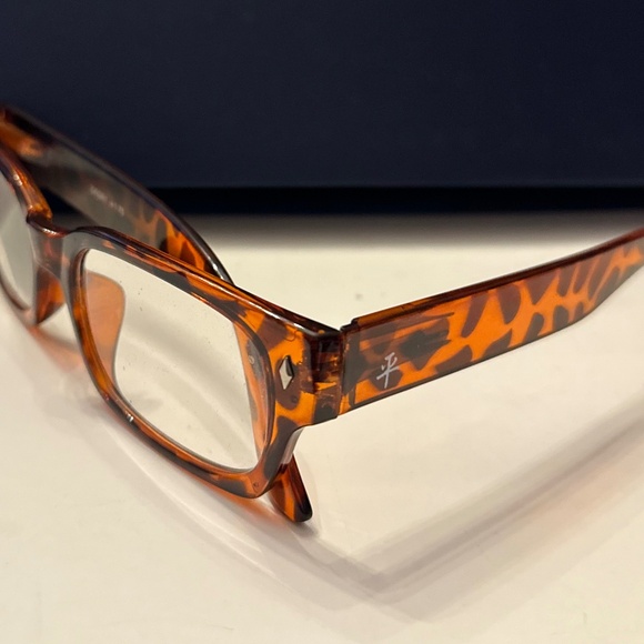 *2* Pairs of Full Lens Reading Glasses +1.75 - Picture 8 of 16